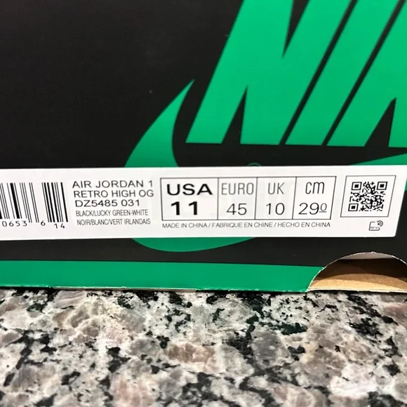 SOLD!!!! Nike Jordan 1, Lucky Green. Size 11, NIB - Picture 3 of 6